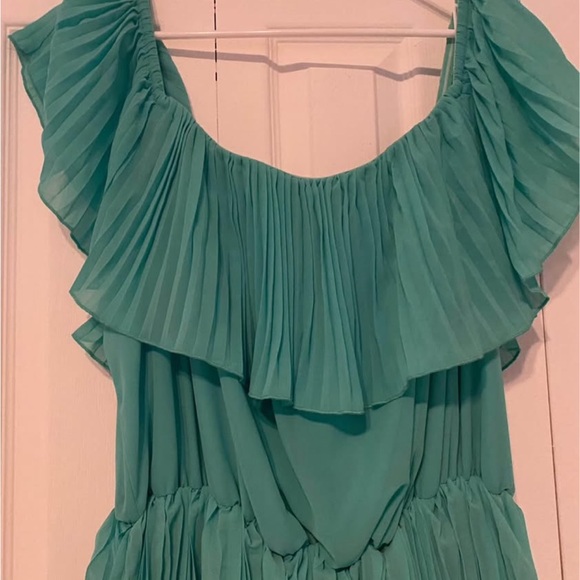 Green Ruffled Ruched Sundress for Wedding - Picture 1 of 3